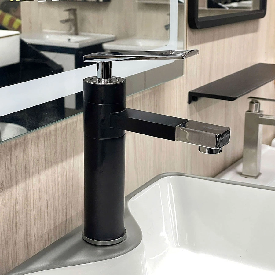 Vòi Lavabo Nóng Lạnh Đầu Vòi Xoay 360 Độ Sơn Tĩnh Điện Đen ST-VLBNL5276